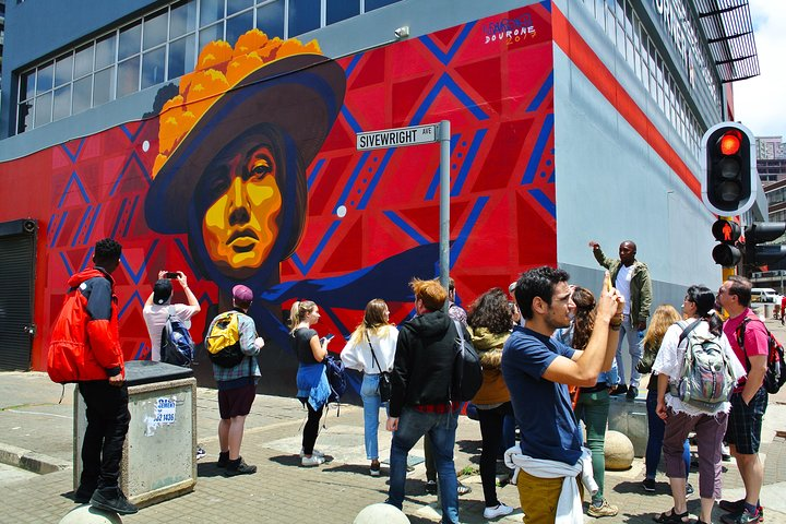 Innercity Walking Tour - Photo 1 of 4